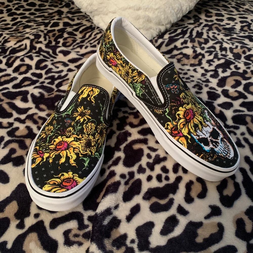 Skull slip on Vans